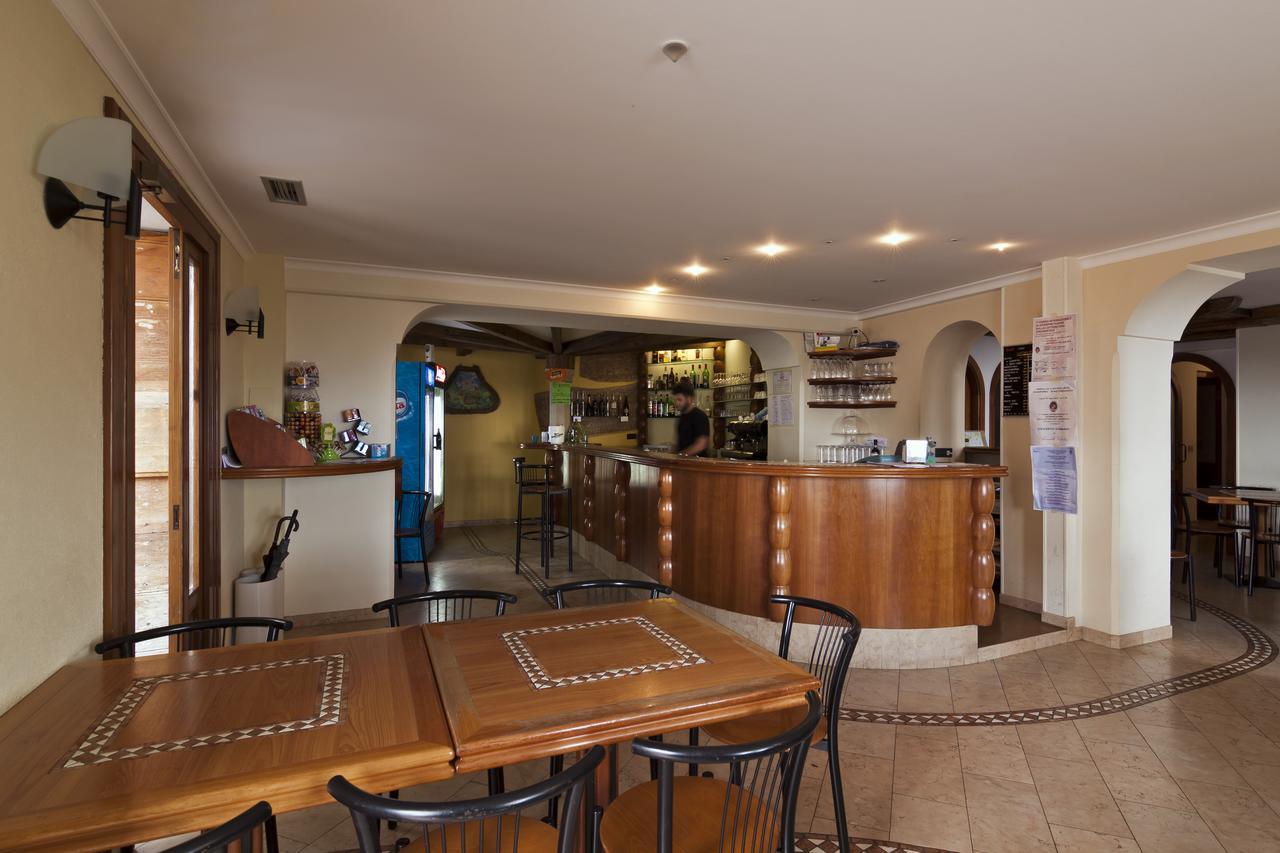 Albergo Ristorante Leso Боско Чезанова Екстериор снимка